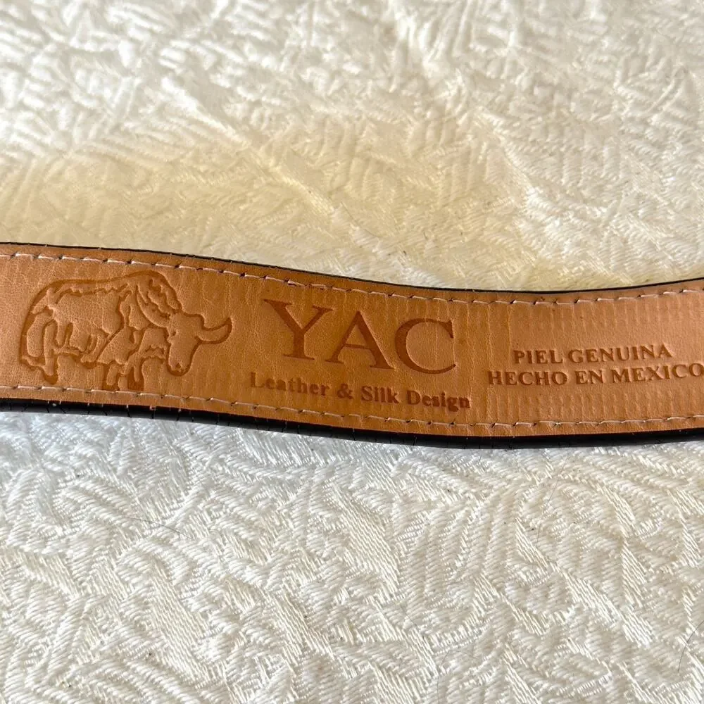 Western Leather & Silk Embroidered Black Belt Mustang Size 20 Youth YAC 1990’s